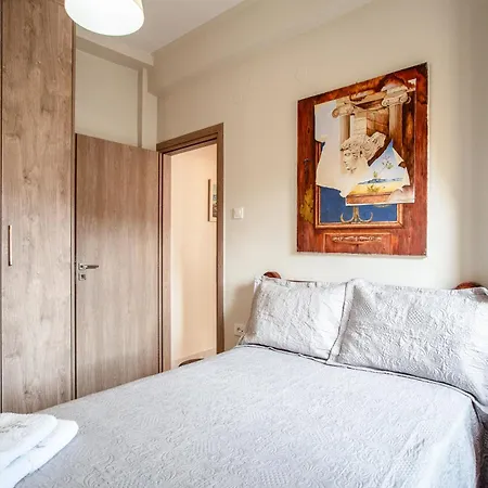 In Heart Of Old Town W. Venetian Port Views Apartment *