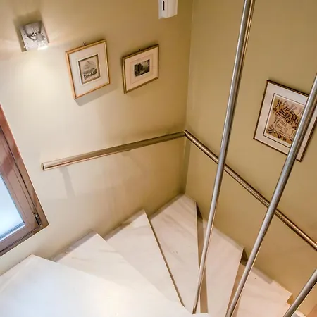 In Heart Of Old Town W. Venetian Port Views *